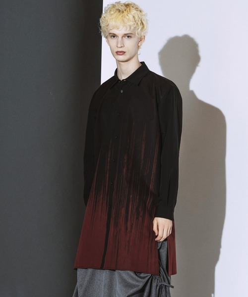 NO ID.(ノーアイディ)の「【NO ID.】Gradation Print Long Shirt / グラデーション プリント ロング シャツ(シャツ/ブラウス・メンズ・ワイン/ブラック・ONE)」の9枚目の写真