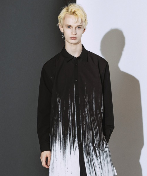 NO ID.(ノーアイディ)の「【NO ID.】Gradation Print Long Shirt / グラデーション プリント ロング シャツ(シャツ/ブラウス・メンズ・ワイン/ブラック・ONE)」の14枚目の写真