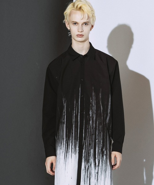 NO ID.(ノーアイディ)の「【NO ID.】Gradation Print Long Shirt / グラデーション プリント ロング シャツ(シャツ/ブラウス・メンズ・ワイン/ブラック・ONE)」の3枚目の写真