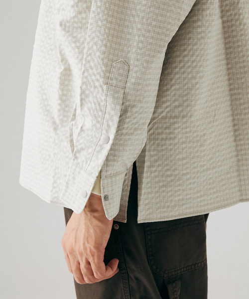 JOURNAL STANDARD(ジャーナルスタンダード)の「迷迭香 / マンネンロウ 別注 PR CHECK SHIRT(シャツ/ブラウス・メンズ・ライトグレー/ベージュ系その他/サックスブルー・2/3)」の6枚目の写真