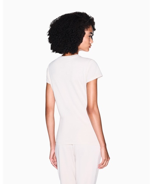 ARMANI EXCHANGE(アルマーニエクスチェンジ)の「【A|X アルマーニ エクスチェンジ】<ZOZO限定>ブリングAXロゴ 半袖VネックTシャツ/SLIM(Tシャツ/カットソー・レディース・ホワイト/ブラック・SMALL/X-SMALL/X-LARGE/MEDIUM/LARGE)」の11枚目の写真