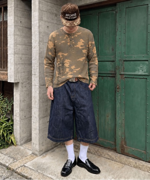 SPINNS(スピンズ)の「短丈ワッフルヘンリーネック長袖Tシャツ/サーマル/ダークアートバックプリント(Tシャツ/カットソー・メンズ・アイボリー/ワイン/ブラック系その他/カモフラージュ・ONESIZE)」の12枚目の写真