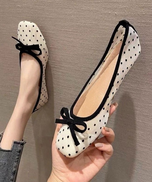 Miniministore(ミニミニストア)の「ドットバレエパンプスリボンシアーシューズ(パンプス・レディース・ブラック系1/アイボリー系2/ブラック系2/アイボリー系1・23.0cm/22.5cm/24.5cm/24.0cm/23.5cm)」の21枚目の写真