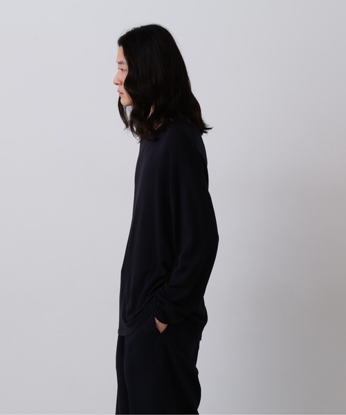 YLEVE(イレーヴ)の「YLEVE / SUPERFINE 120’S WOOL KNIT PULL OVER(ニット/セーター・メンズ・グレー/ネイビー・5)」の5枚目の写真