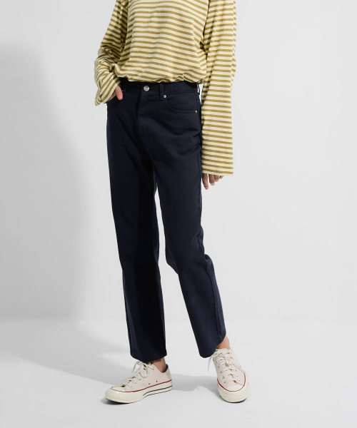 RAAM(ラム)の「レギュラー セミクロップド チノパンツ(その他パンツ・レディース・ネイビー・SMALL/MEDIUM)」の2枚目の写真