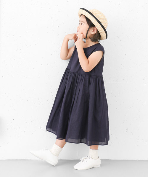 URBAN RESEARCH DOORS(アーバンリサーチドアーズ)の「DOORS リバーシブルギャザーOP(ワンピース・キッズ・ネイビー/カーキ・120/105)」の3枚目の写真