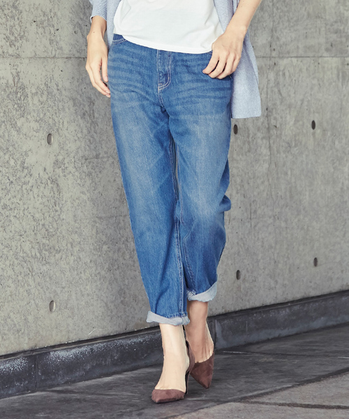 UR'S(ユアーズ)の「ルーズストレートデニムパンツ(デニムパンツ・レディース・ブルー/インディゴブルー・M/S/L)」の2枚目の写真