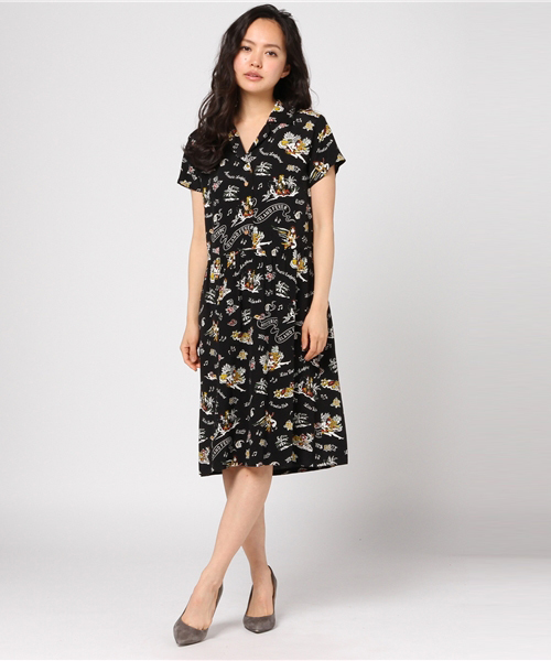 HYSTERIC GLAMOUR（ヒステリックグラマー）の「ISLAND FEVER総柄 半袖プルオーバーワンピース（ワンピース・レディース・ホワイト系その他/ブルー系その他/ブラック系その他・SMALL/MEDIUM）」の3枚目の写真