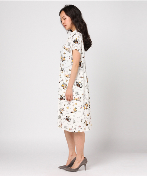 HYSTERIC GLAMOUR（ヒステリックグラマー）の「ISLAND FEVER総柄 半袖プルオーバーワンピース（ワンピース・レディース・ホワイト系その他/ブルー系その他/ブラック系その他・SMALL/MEDIUM）」の4枚目の写真