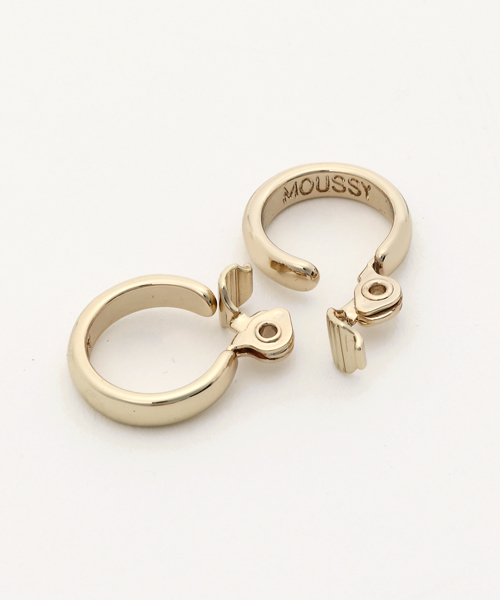 MOUSSY（マウジー）の「TINY HOOP EARRINGS（ピアス（両耳用）・レディース・シルバー/ゴールド・FREE）」の3枚目の写真