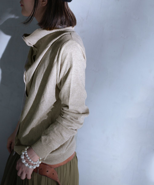 antiqua(アンティカ)の「2WAYカーディガン(カーディガン/ボレロ・レディース・ブラック/ベージュ/パープル/レッド・FREE)」の14枚目の写真