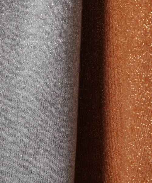 JEANASIS（ジーナシス）の「12Gプチラメボートプルオーバー/772962（ニット/セーター・レディース・ブラック/グレー/キャメル・FREE）」の4枚目の写真