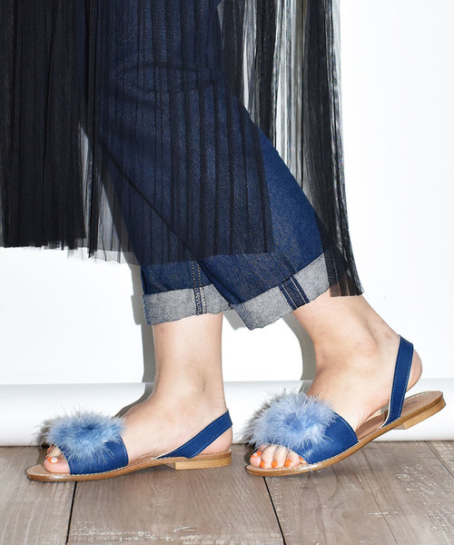 Sonia C（ソニアシー）の「フェザーストラップサンダル（サンダル・レディース・ベージュ/イエロー/ネイビー・35/36/37/38/39）」の3枚目の写真