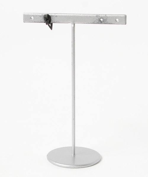 Vaya Con Dios（ヴァヤコンディオス）の「【VayaConDios/ヴァヤコンディオス】ステンレス製立体トライアングルピアス[片耳用]（ピアス（片耳用）・メンズ・ブラック/シルバー/ゴールド・FREE）」の4枚目の写真