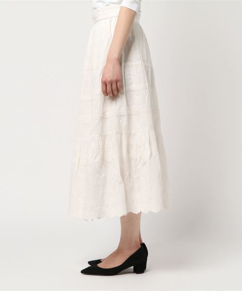 AMERICAN HOLIC（アメリカンホリック）の「・総刺繍レース切替ロングスカート（スカート・レディース・オフホワイト/ブラック/モカ/ブルー・FREE）」の15枚目の写真