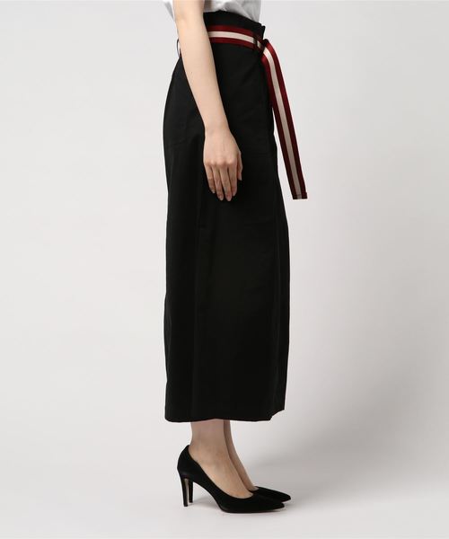 archives（アルシーヴ）の「ストライプベルトカーゴロングスカート（スカート・レディース・ブラック/ベージュ/ワイン・MEDIUM）」の4枚目の写真