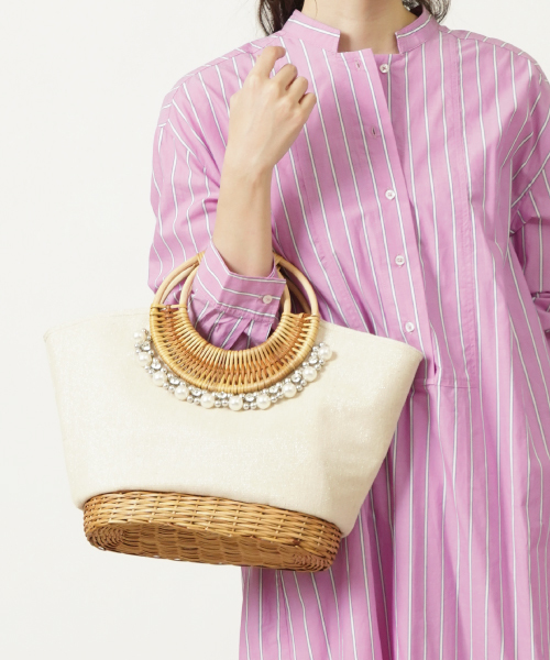 INTERPLANET(インタープラネット)の「パールラタンBAG(かごバッグ・レディース・カーキ/サンドベージュ/オフホワイト/ベージュ・フリー/FREE)」の3枚目の写真