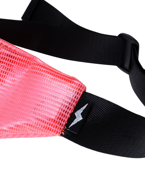 Candy Stripper（キャンディストリッパー）の「CND VINYL WAIST ポーチ（ボディバッグ/ウエストポーチ・レディース・ブラック/ピンク/クリア・FREE）」の8枚目の写真