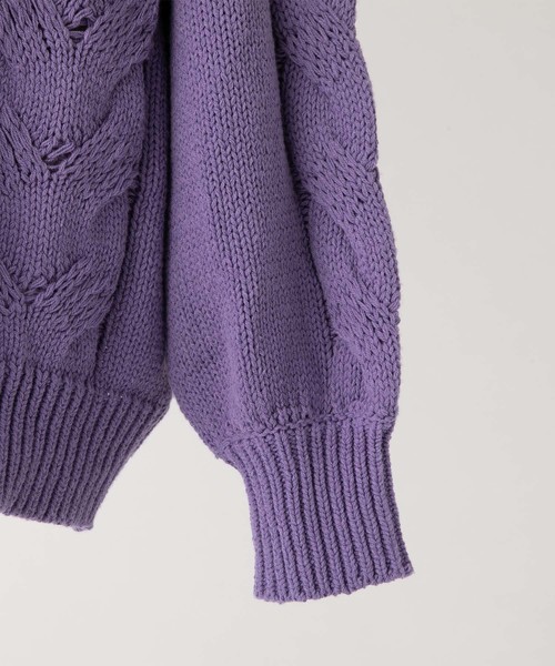 one after another NICE CLAUP（ワンアフターアナザーナイスクラップ）の「ゆったりケーブルニットカーディガン（カーディガン/ボレロ・レディース・オフホワイト/ベージュ/パープル・FREE）」の10枚目の写真
