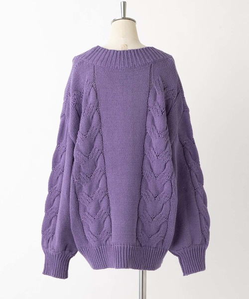 one after another NICE CLAUP（ワンアフターアナザーナイスクラップ）の「ゆったりケーブルニットカーディガン（カーディガン/ボレロ・レディース・オフホワイト/ベージュ/パープル・FREE）」の12枚目の写真