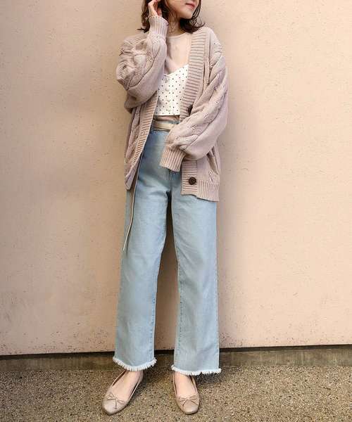 one after another NICE CLAUP（ワンアフターアナザーナイスクラップ）の「ゆったりケーブルニットカーディガン（カーディガン/ボレロ・レディース・オフホワイト/ベージュ/パープル・FREE）」の20枚目の写真