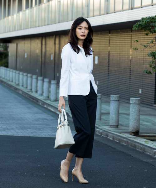 A/C DESIGN BY ALPHA CUBIC（エーシーデザインバイアルファキュービック）の「◇カタログ掲載◇【セットアップ対応】テーパードパンツ（その他パンツ・レディース・ネイビー/ブラック・70/64/67/61）」の4枚目の写真