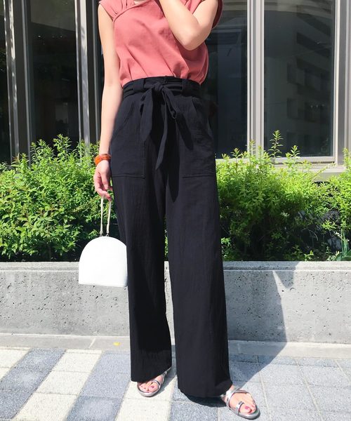 KOBE LETTUCE（コウベレタス）の「リネンタッチコットンイージーワイドパンツ【セットアップOK】（その他パンツ・レディース・オフホワイト/ライトベージュ/カーキ/マスタード/ネイビー/ストライプ/ブラック/ブラウン/オレンジ/ベージュ系その他・FREE/L/M）」の3枚目の写真