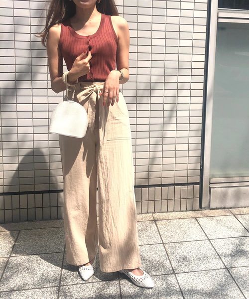 KOBE LETTUCE（コウベレタス）の「リネンタッチコットンイージーワイドパンツ【セットアップOK】（その他パンツ・レディース・オフホワイト/ライトベージュ/カーキ/マスタード/ネイビー/ストライプ/ブラック/ブラウン/オレンジ/ベージュ系その他・FREE/L/M）」の15枚目の写真