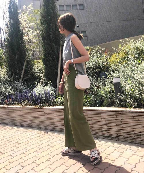 KOBE LETTUCE（コウベレタス）の「リネンタッチコットンイージーワイドパンツ【セットアップOK】（その他パンツ・レディース・オフホワイト/ライトベージュ/カーキ/マスタード/ネイビー/ストライプ/ブラック/ブラウン/オレンジ/ベージュ系その他・FREE/L/M）」の14枚目の写真