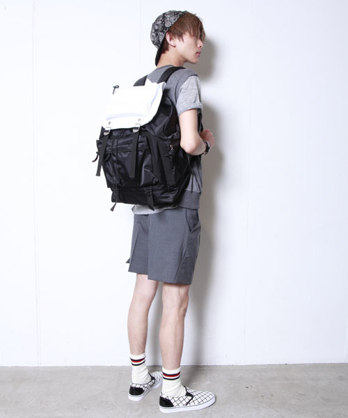 603（ロクマルサン）の「603 バイカラーナイロンリュック（バックパック/リュック・メンズ・ブラック・FREE）」の10枚目の写真