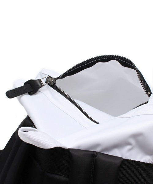 603（ロクマルサン）の「603 バイカラーナイロンリュック（バックパック/リュック・メンズ・ブラック・FREE）」の15枚目の写真