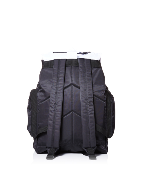 603（ロクマルサン）の「603 バイカラーナイロンリュック（バックパック/リュック・メンズ・ブラック・FREE）」の19枚目の写真