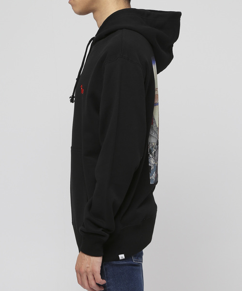VANQUISH（ヴァンキッシュ）の「Shibuya crossing Hoodie ＊（パーカー・メンズ・ホワイト/ブラック/パープル/ピンク・M/L/XL）」の10枚目の写真