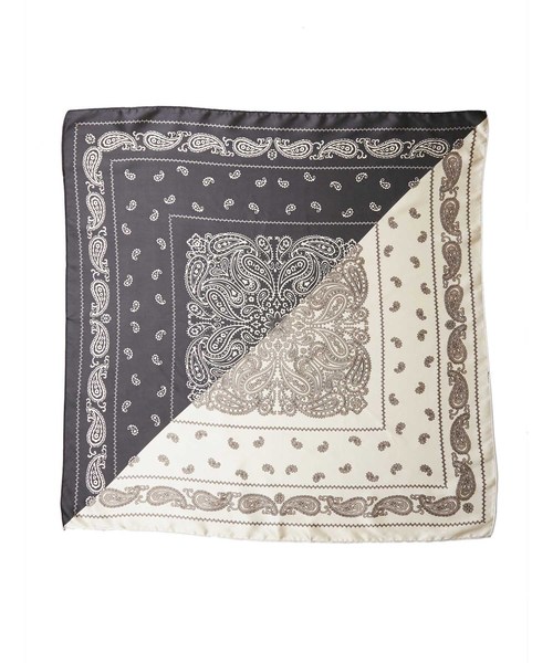 fifth（フィフス）の「バイカラーペイズリープリントスカーフ（バンダナ/スカーフ・レディース・その他2・FREE）」の4枚目の写真