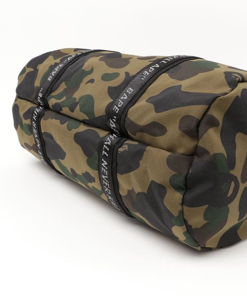A BATHING APE（アベイシングエイプ）の「BAPE X OUTDOOR