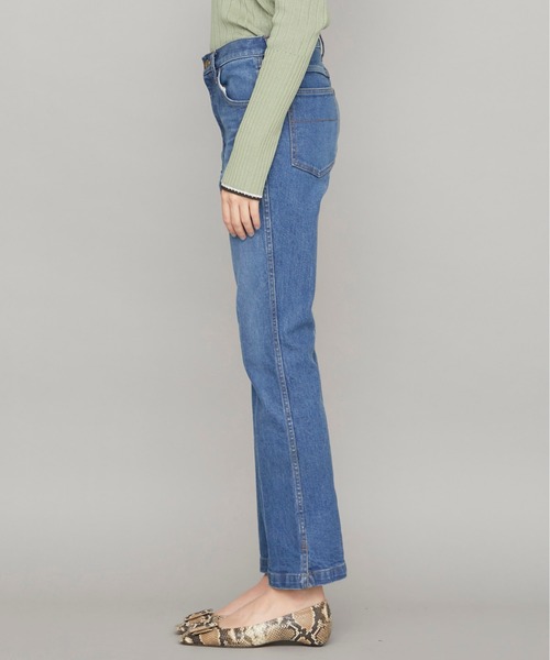 STUDIOUS(ステュディオス)の「【STUDIOUS】ライトストレッチ フレアデニム(デニムパンツ・レディース・ブラック/ライトブルー・1/2)」の8枚目の写真