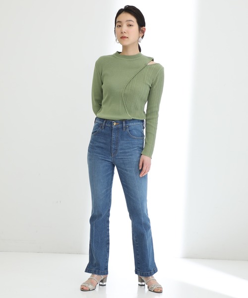 STUDIOUS(ステュディオス)の「【STUDIOUS】ライトストレッチ フレアデニム(デニムパンツ・レディース・ブラック/ライトブルー・1/2)」の18枚目の写真