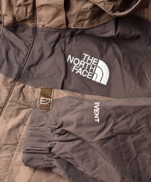 THE NORTH FACE（ザノースフェイス）の「【ヴィンテージ古着】THE NORTH FACE/ザ ノースフェイス "HyVENT" ナイロンジャケット（ナイロンジャケット・メンズ・ブラウン・SMALL）」の3枚目の写真