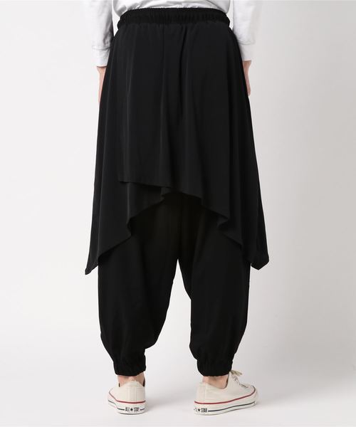 GGD（ジージーディー）の「GGD / 日本製レイヤードサルエルパンツ（スラックス・メンズ・ブラック・FREE）」の3枚目の写真