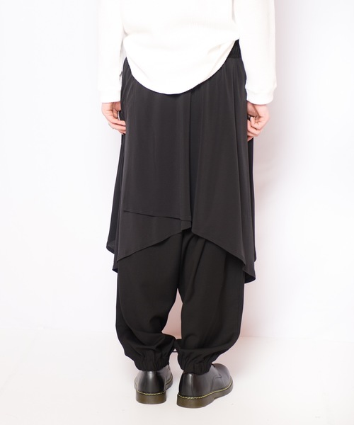 GGD（ジージーディー）の「GGD / 日本製レイヤードサルエルパンツ（スラックス・メンズ・ブラック・FREE）」の11枚目の写真