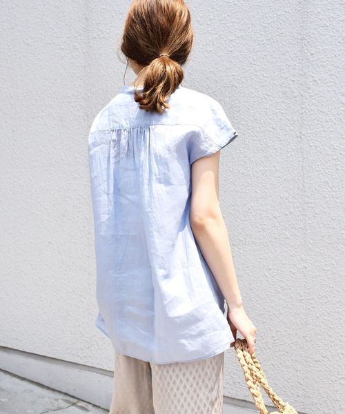 SHIPS(シップス)の「ラミータックブラウス◇(シャツ/ブラウス・レディース・ライトブルー/ネイビー/オフホワイト・ONE SIZE)」の8枚目の写真