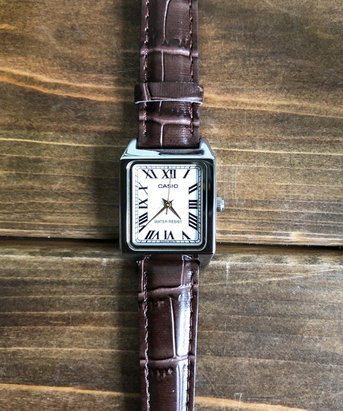 CASIO（カシオ）の「CASIO: カシオ  角型レザー  クォーツ スタンダードアナログ レザーベルト  LTP-V007L（アナログ腕時計・レディース・ブラウン系その他3/ブラウン系その他/ブラウン/ブラウン系その他2/ブラック/ブラック系その他/ブラック系その他2・FREE）」の6枚目の写真