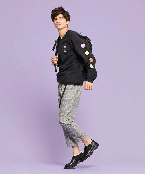 adidas（アディダス）の「ポケモン クルーネックスウェット