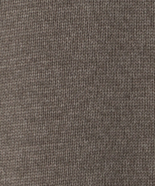 GLOSTER（グロスター）の「テンセラックレイヤード Vネックプルオーバー ロンT付き（ニット/セーター・メンズ・インディゴブルー/キャメル/レンガ/グレイッシュベージュ・M/S/XL/L）」の14枚目の写真