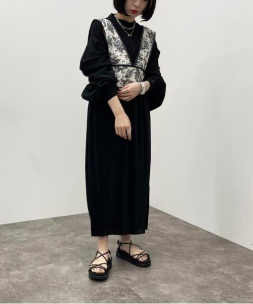 apres jour mignon（アプレジュールミニョン）の「プリーツナロースカート【ZOZOTOWN限定アイテム】（スカート・レディース・ダークブラウン/ブラック/グリーン・X-LARGE/フリー）」の8枚目の写真