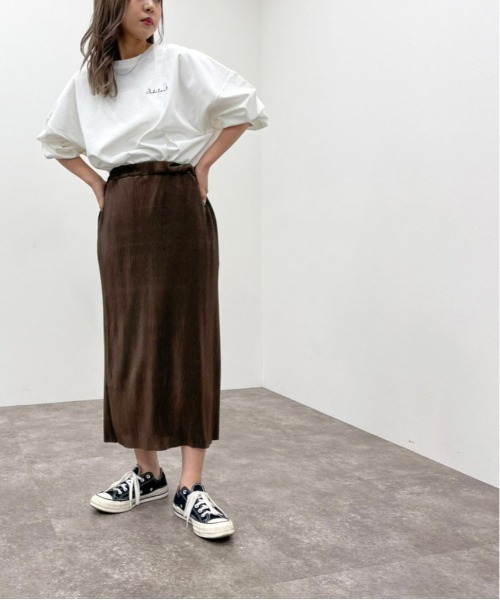 apres jour mignon（アプレジュールミニョン）の「プリーツナロースカート【ZOZOTOWN限定アイテム】（スカート・レディース・ダークブラウン/ブラック/グリーン・X-LARGE/フリー）」の15枚目の写真