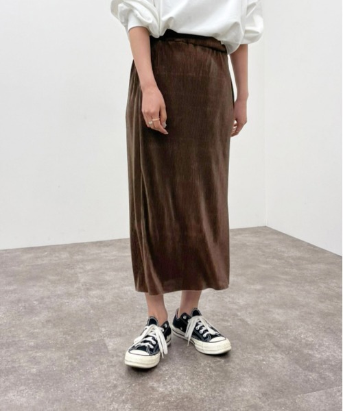 apres jour mignon（アプレジュールミニョン）の「プリーツナロースカート【ZOZOTOWN限定アイテム】（スカート・レディース・ダークブラウン/ブラック/グリーン・X-LARGE/フリー）」の11枚目の写真