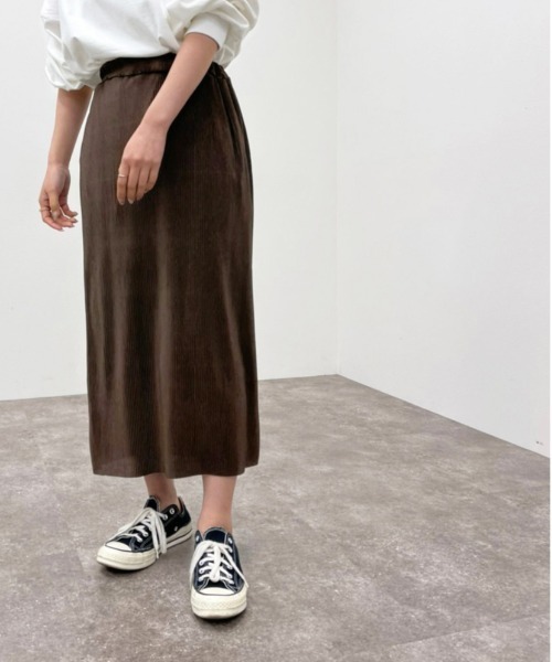 apres jour mignon（アプレジュールミニョン）の「プリーツナロースカート【ZOZOTOWN限定アイテム】（スカート・レディース・ダークブラウン/ブラック/グリーン・X-LARGE/フリー）」の12枚目の写真