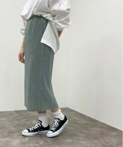 apres jour mignon（アプレジュールミニョン）の「プリーツナロースカート【ZOZOTOWN限定アイテム】（スカート・レディース・ダークブラウン/ブラック/グリーン・X-LARGE/フリー）」の19枚目の写真