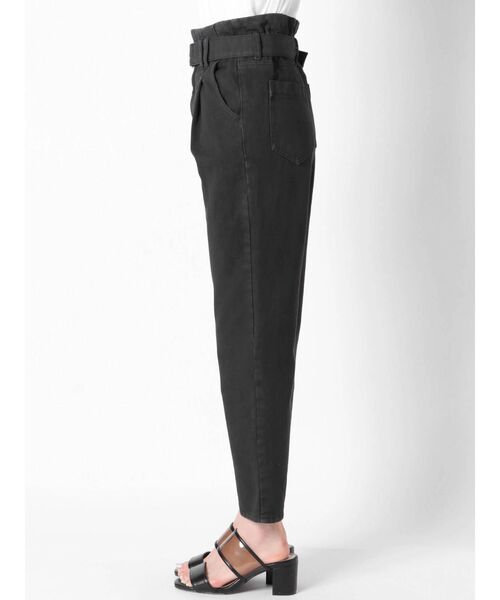 COTORICA（コトリカ）の「ベルト付きカラーテーパード（その他パンツ・レディース・ブラック/アイボリー・SMALL/MEDIUM）」の8枚目の写真